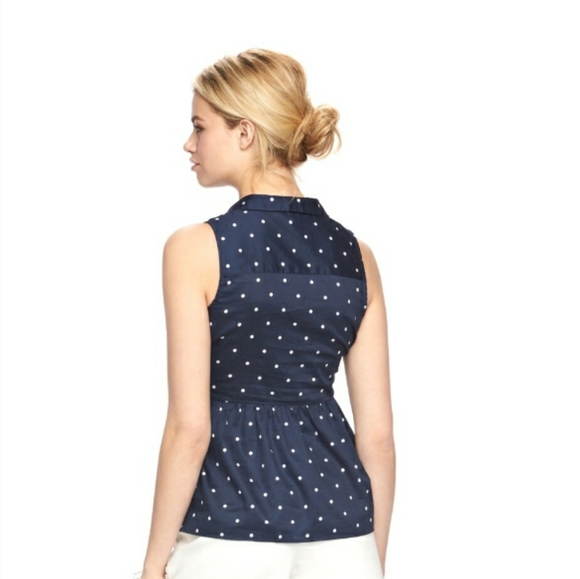 Blue top - Picture 3 of 9